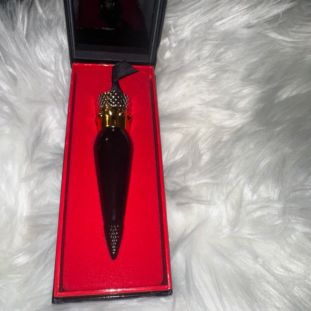 $100 MSRP!! Christian Louboutin - Picture 4 of 7
